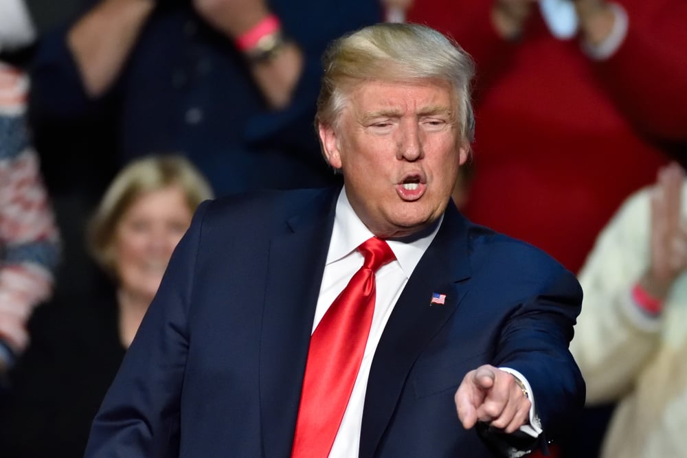Trump planea declarar el inglés como idioma oficial de EE.UU.