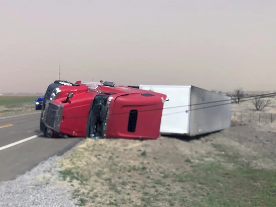 Dust Storm Causes Accidents in Oklahoma and Texas