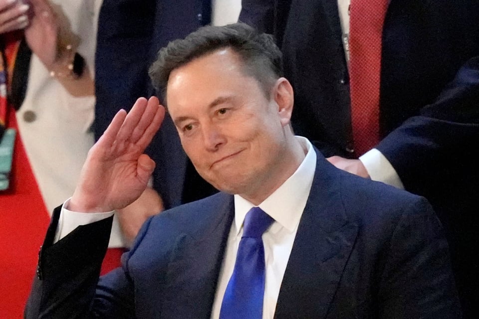 Ovacionan a Elon Musk en Congreso durante el discurso de Trump featured image