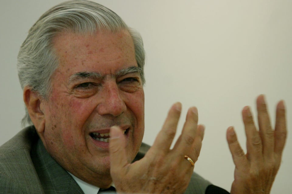 Claudia Sheinbaum lamenta muerte, Vargas Llosa
