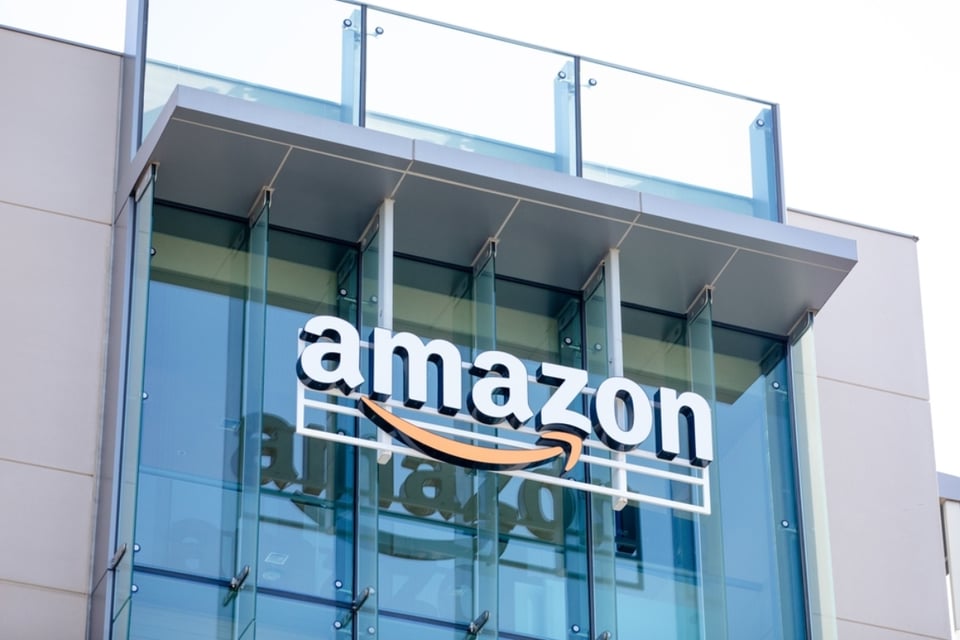 Casa Blanca critica a Amazon, aranceles ,Trump