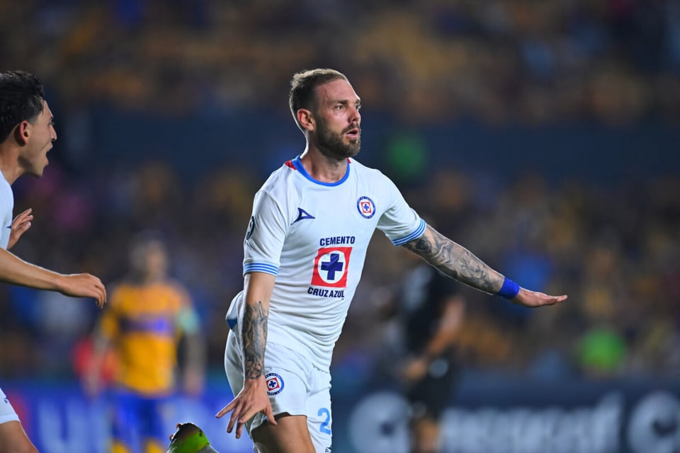Cruz Azul empata con Tigres, toma ventaja, Concacaf
