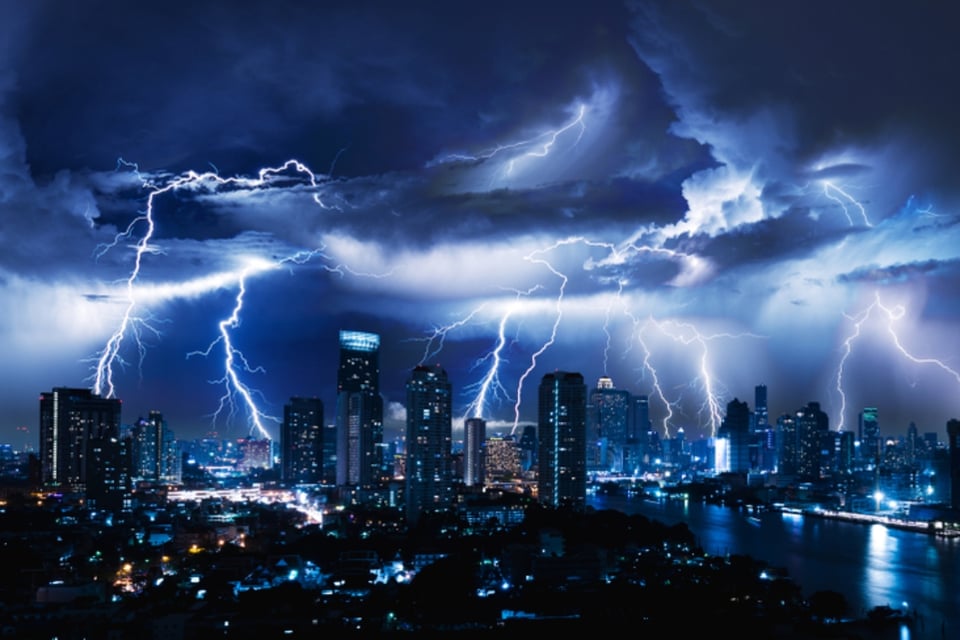 Lluvias torrenciales provocan inundaciones y rescates en Oklahoma y Texas
