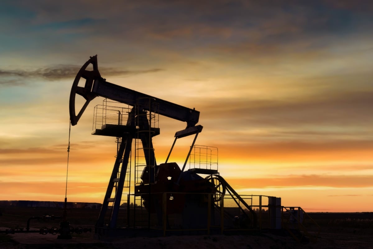 El petróleo de Texas cae un 2,63 %: incertidumbre comercial y presión sobre la economía de EE.UU