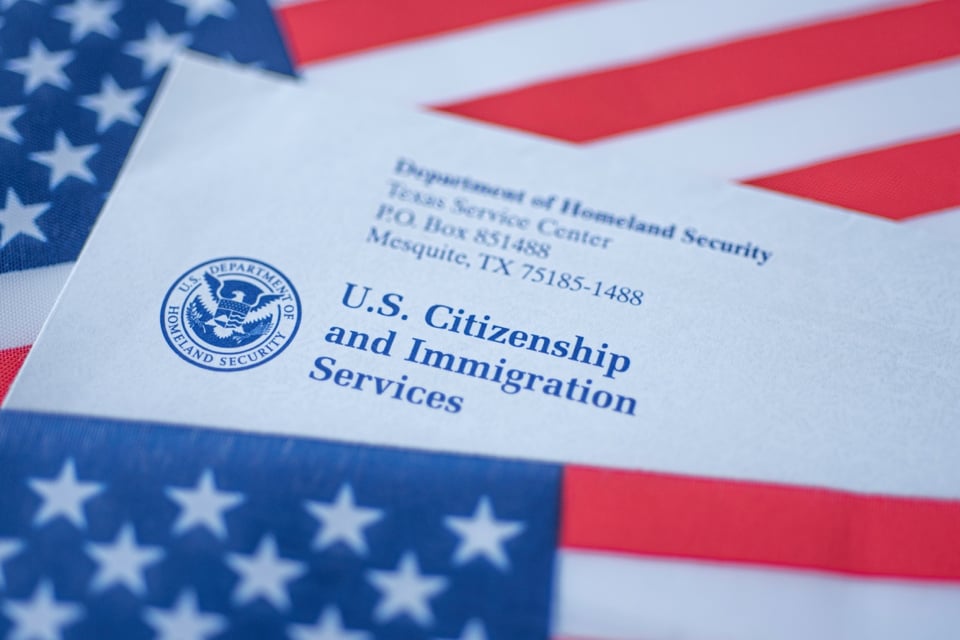 USCIS elimina opción de tercer género en trámites featured image