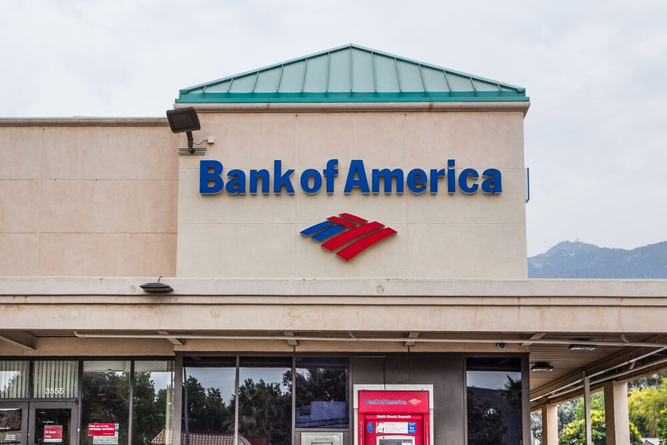 Bank of America da mala noticia; cerrará las cuentas bancarias de quienes no cumplan este requisito