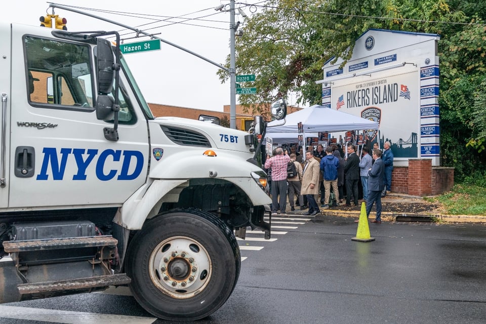 ICE bloqueado en Rikers , Nueva York , MundoNOW