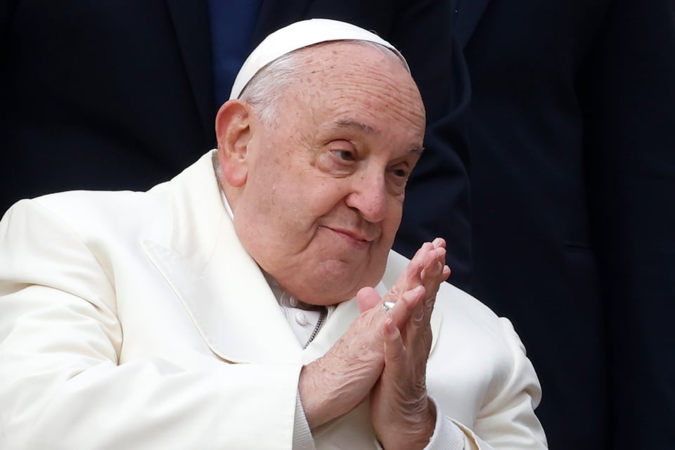 Papa Francisco pide tumba humilde en su testamento