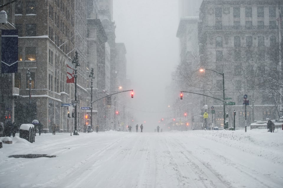 Nieve y temperaturas bajo cero regresan al noreste de EE. UU.