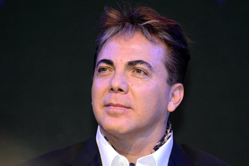 Cristian Castro reaparece con inesperado cambio en los labios; ¿Qué se hizo?