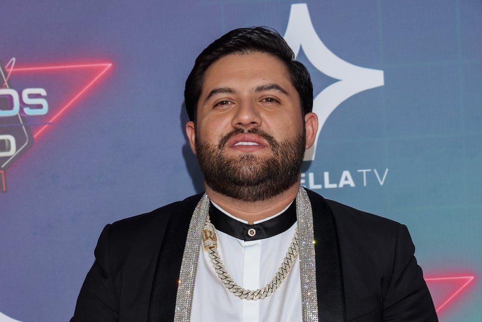 Luis R. Conriquez aclara su vínculo con Valeria Márquez tras el asesinato de la influencer