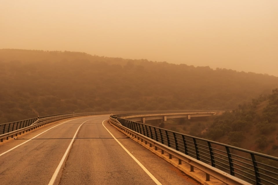 Florida en alerta por llegada de polvo del Sahara: autoridades piden precaución a millones