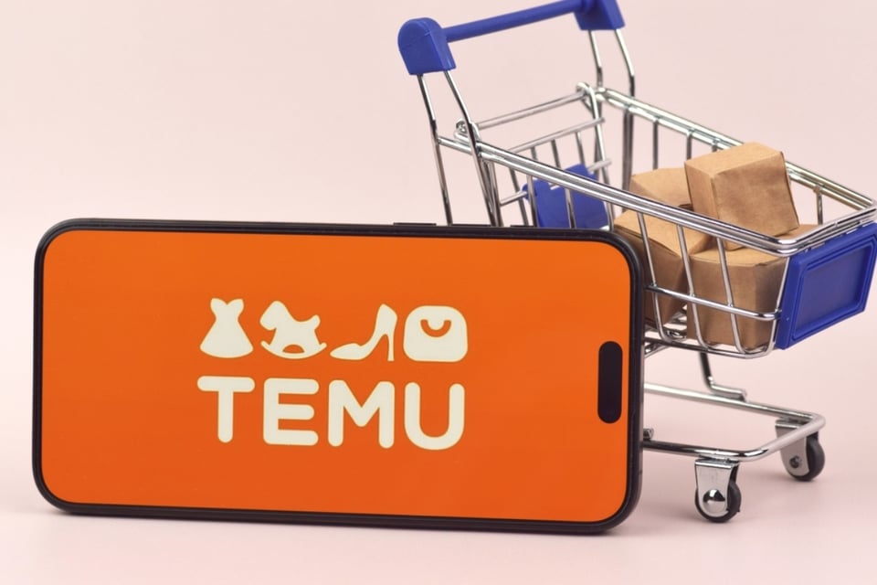 Temu detiene envíos desde China a EEUU tras fin de exención arancelaria y apuesta por distribución local