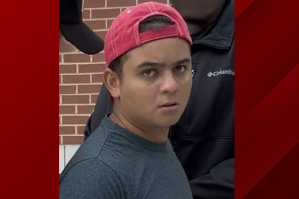 ICE arresta a hondureño condenado por violación tras ser liberado por cárcel de Maryland