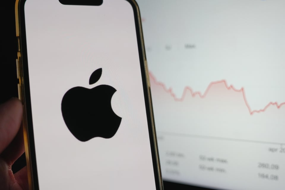 Apple estima que aranceles de Trump le costarán 900 millones de dólares en un trimestre