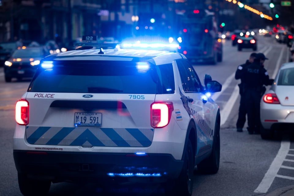 Tiroteo masivo en Chicago deja siete adolescentes heridos