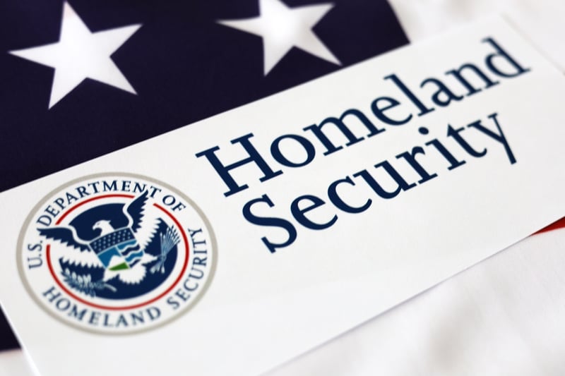 deportación, tratamiento , DHS MundoNOW
