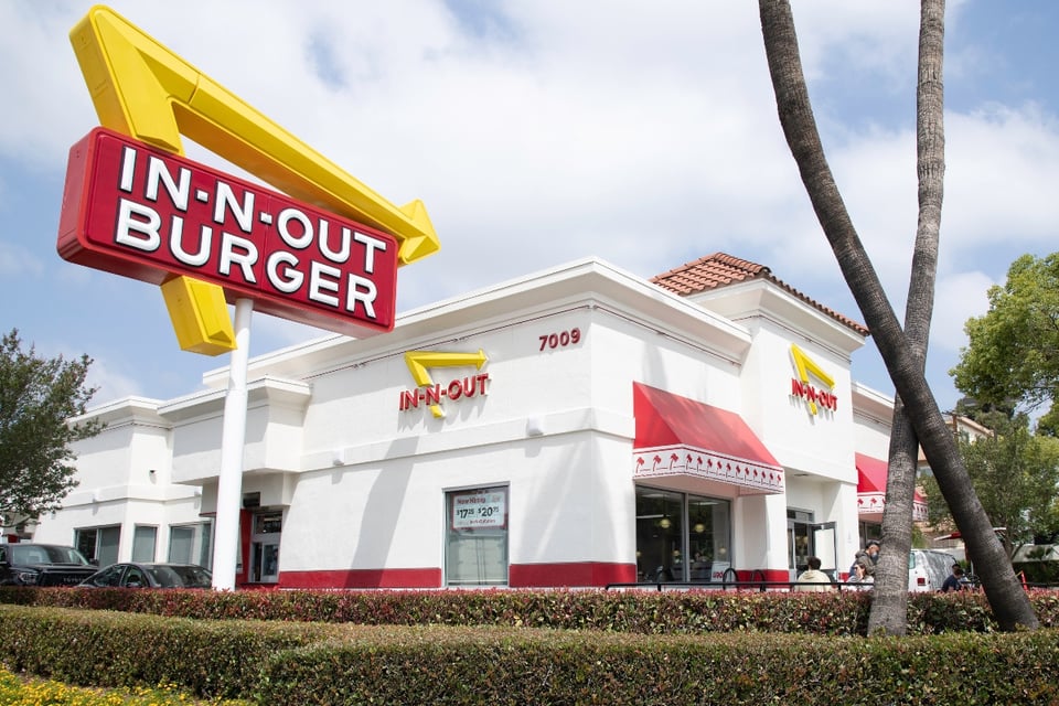 Tiroteo cerca de un In-N-Out deja una persona muerta y otra arrestada