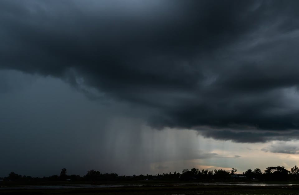 Lluvias traen alivio tras incendios y calor extremo en el centro-norte de EE. UU. featured image
