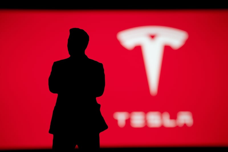 El Pentágono elimina el controvertido “email de Musk” exigido a sus empleados