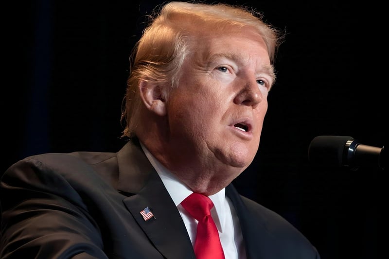 Trump responde a críticas sobre aranceles: “No me acobardo, estoy negociando”