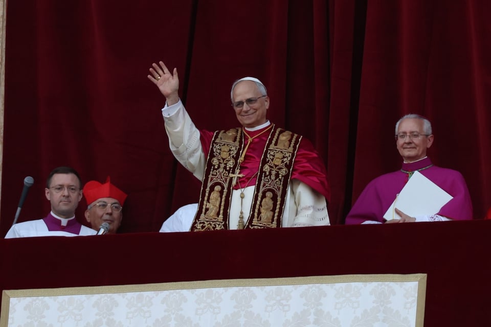 Papa León XIV, agresión en el Vaticano, bendición a fieles MundoNOW