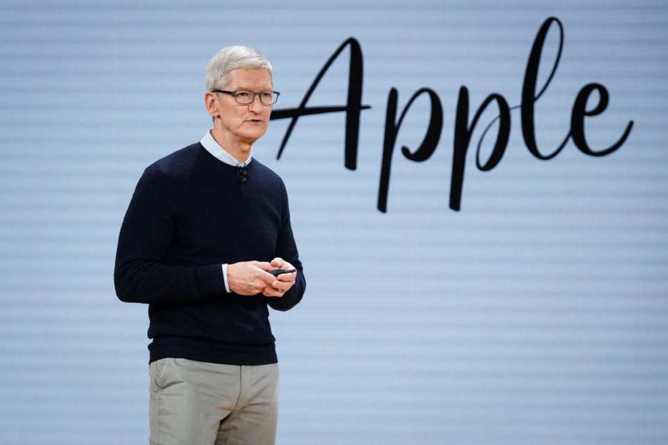 Trump critica a Apple por fabricar en India: “Tuve un pequeño problema con Tim Cook”