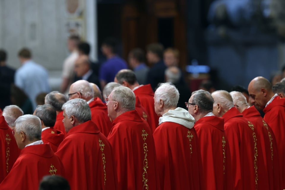 ¡Habemus Papam! El Vaticano anuncia nuevo papa tras fumata blanca en segundo día de cónclave