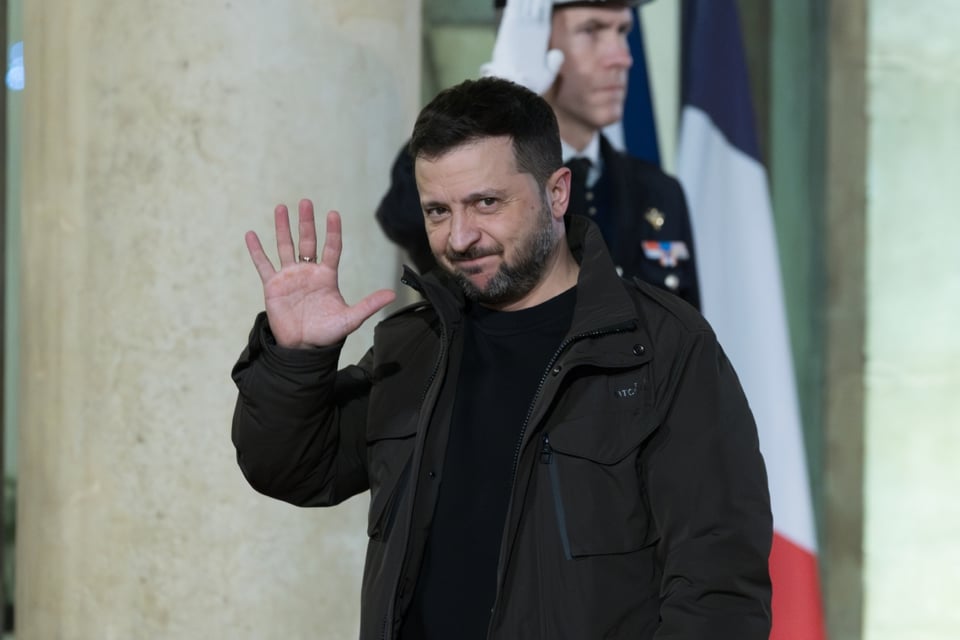 Zelensky llega a Turquía para negociar la paz y critica ausencia de Putin: “Parece una farsa”
