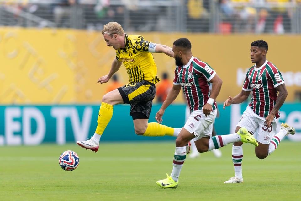 Fluminense domina al Dortmund pero empatan sin goles