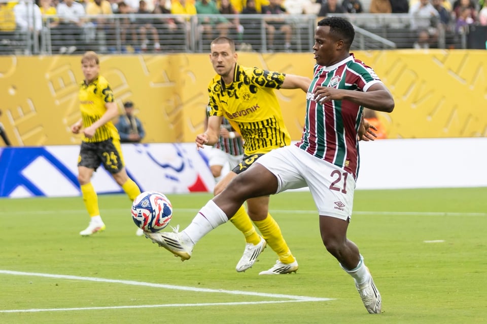 Fluminense domina, pero no concreta ante Borussia Dortmund
