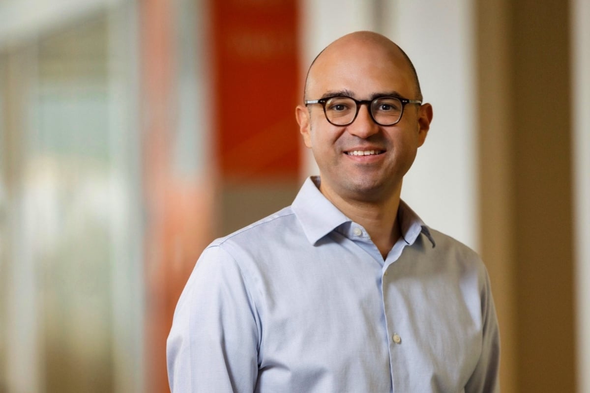 ¿Dolor y erupciones después de los 50? Podría ser culebrilla, también conocida como herpes zóster, advierte el Dr. Luis Romano