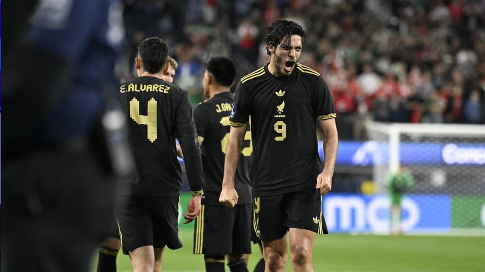 México sufre pero debuta con triunfo ante República Dominicana en la Copa Oro 2025