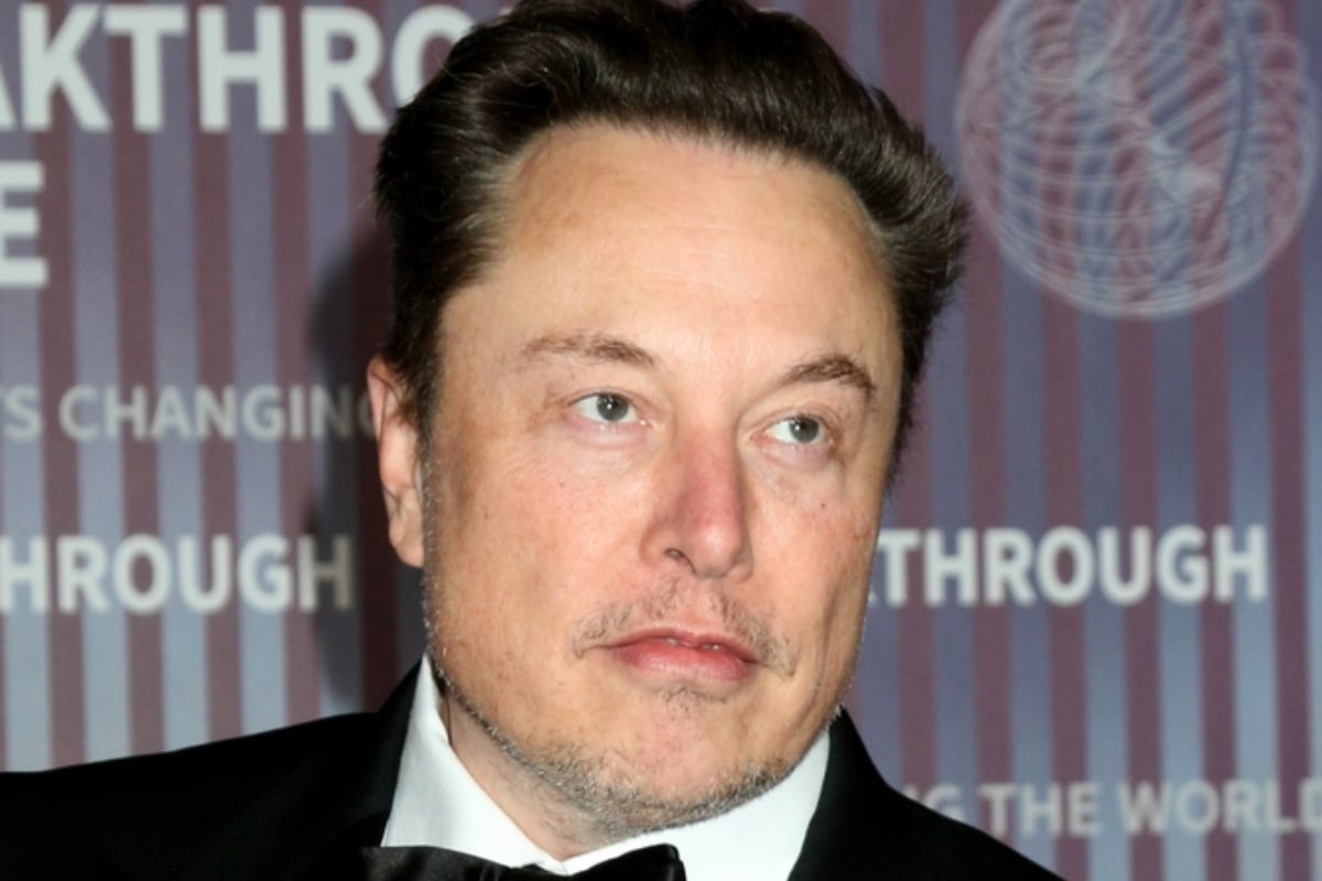 Vivian hija de Elon Musk acude a una gala pro migrantes