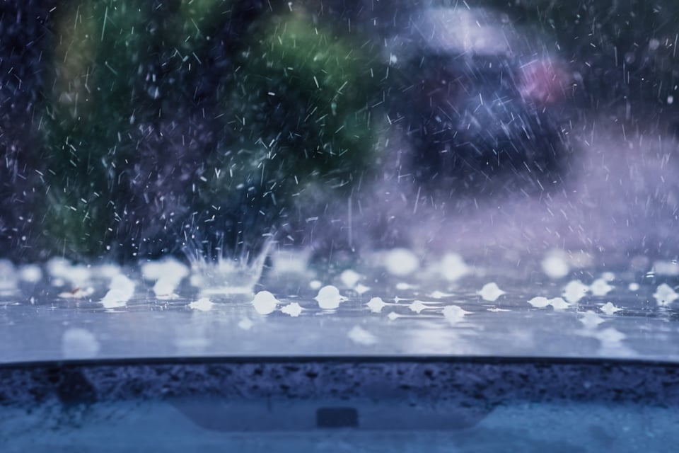 Potentes tormentas amenazan EEUU con fuertes vientos