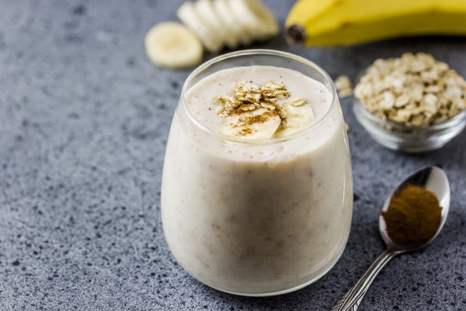 Licuado con avena y café antes o después del entrenamiento