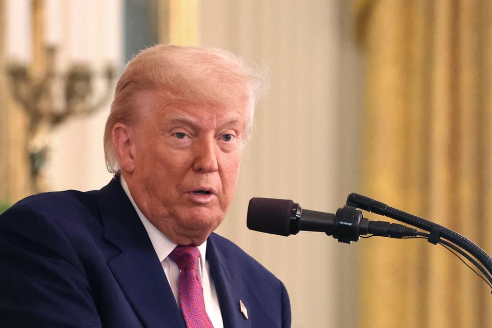 Trump enfrenta creciente desaprobación por su gestión migratoria, revela encuesta de CBS/YouGov