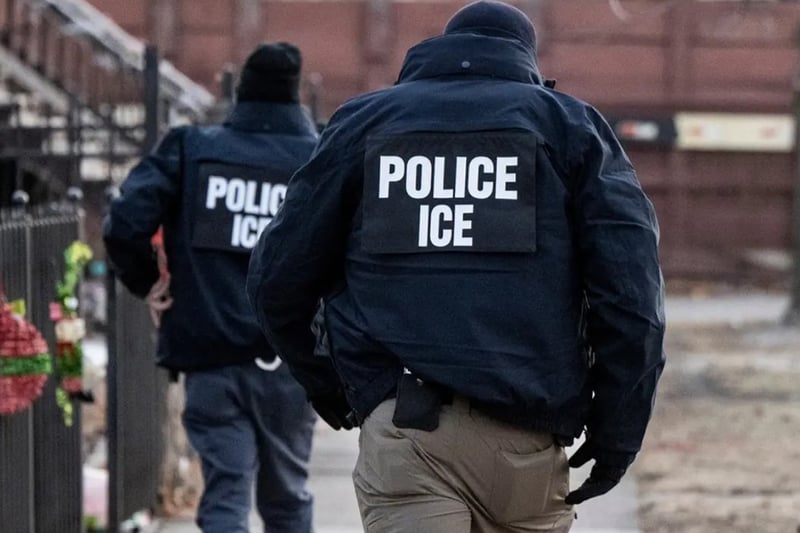 Redada masiva en Omaha deja decenas de inmigrantes detenidos por ICE