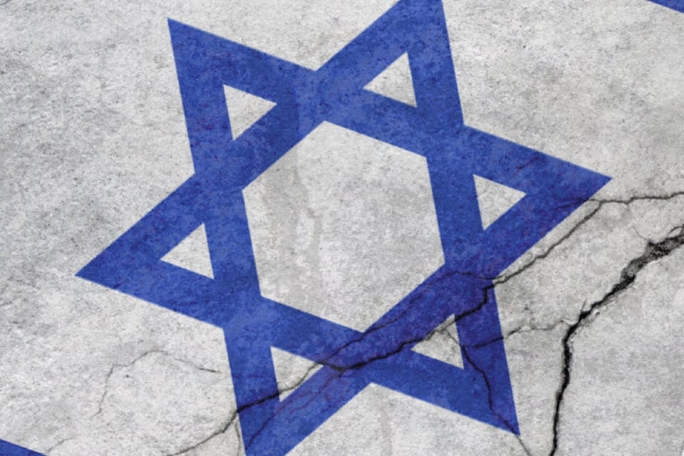 Israel arma a rivales de Hamas y desata polémica interna