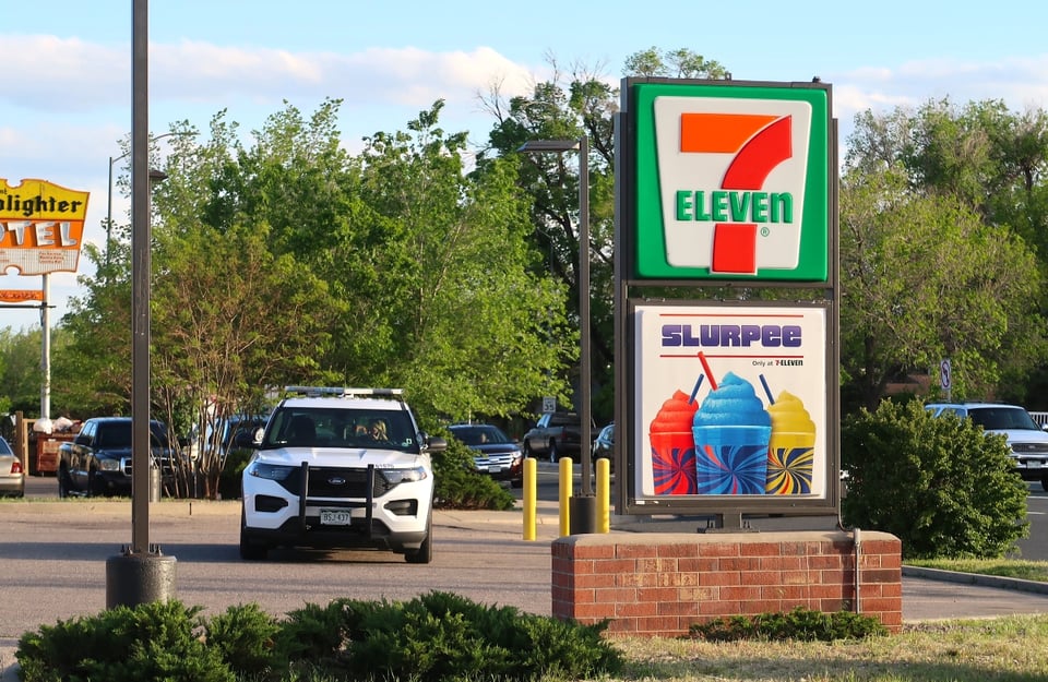 Tiroteo en una tienda 7-Eleven deja saldo mortal featured image