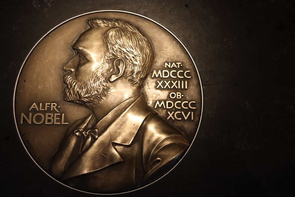 Donald Trump y la carrera por el Nobel de la Paz 2025: ambición, polémica y diplomacia transaccional