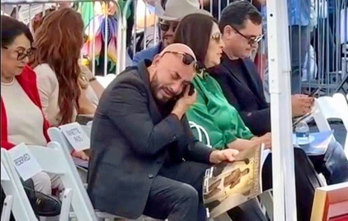Lupillo Rivera entre lágrimas revela la pérdida de su oído