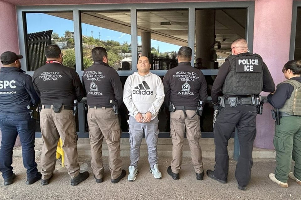 ICE expulsa a inmigrante mexicano acusado de feminicidio en Puebla