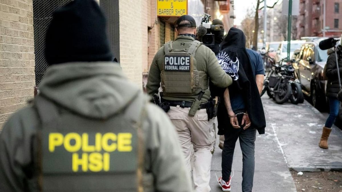 ICE Agents Lash Out at Immigrants in New York Raid, Call Them “Animals”