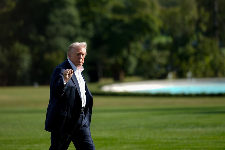 Trump reacciona al tiroteo en Michigan y pide oraciones featured image