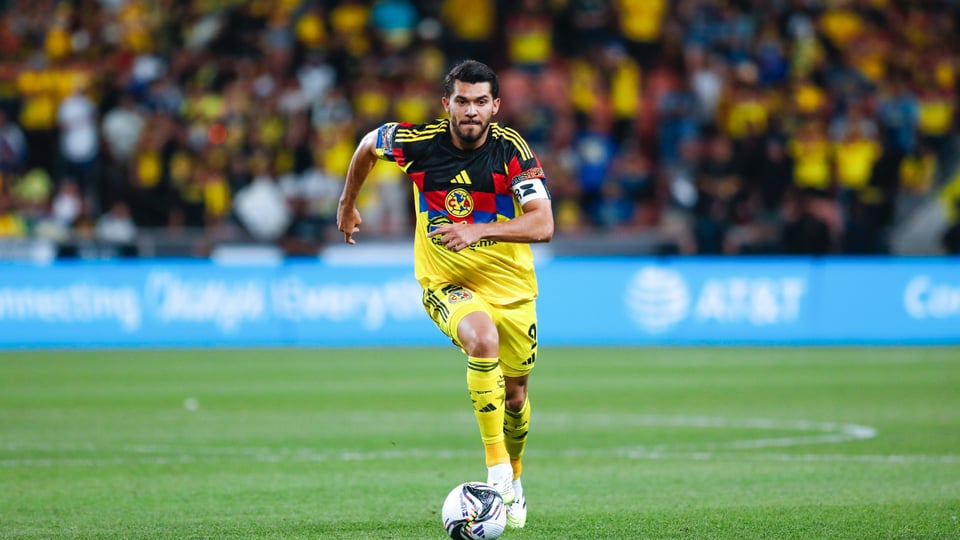 El América maneja con cautela el regreso de Henry Martín tras su lesión; su presencia en el Clásico Nacional ante Chivas se decidirá pronto.