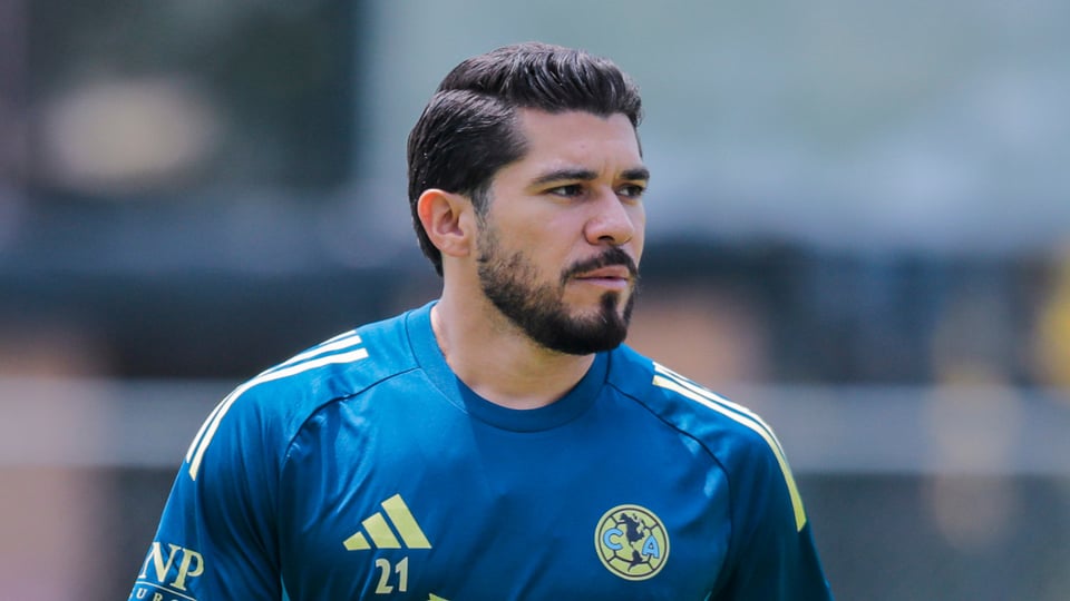 América sufre baja clave: Henry Martín fuera por lesión