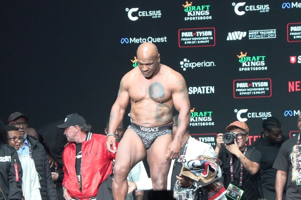Tyson vs. Mayweather: leyendas del boxeo se enfrentarán en exhibición en 2026 featured image