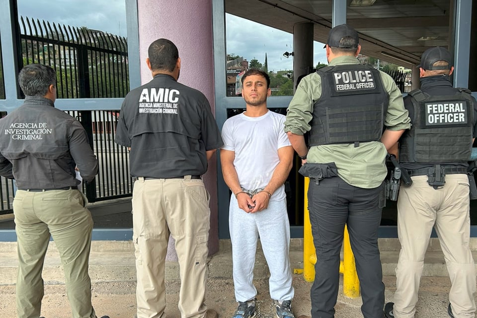 ICE expulsa a inmigrante mexicano buscado en Sinaloa por violación agravada