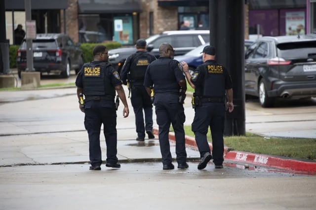ICE Rectifies: One Migrant Killed in Dallas Office Shooting